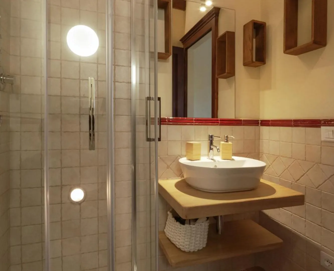 Charming House - Parking Included Διαμέρισμα Σαν Τζιμινιάνο Ιταλία